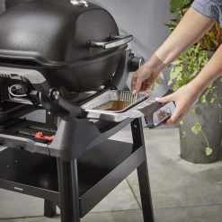 Barbecue a gas Weber Q1200 1 bruciatore con 2 ripiani laterali nero