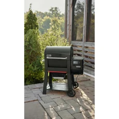 Barbecue a pellet Weber Searwood Nero con coperchio
