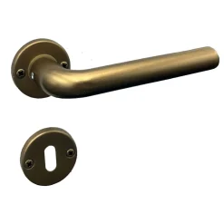 Maniglia con rosette modello simply bronzata
