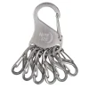1 moschettone in acciaio inox collegato a sei microlock in plastica